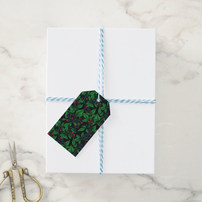 Blackberries on dark grey gift tags (With Twine)
