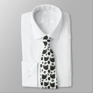 Blackberry seamless pattern on white background tie