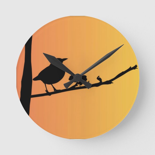 Blackbird Silhouette Round Clock (Front)