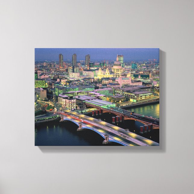 Blackfriar's Bridge Canvas Print (Front)