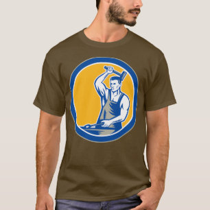 Blacksmith Hammering Pliers Circle Retro T T-Shirt