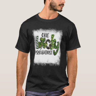 Bleached St Patricks Day Leopard One Lucky Psychia T-Shirt