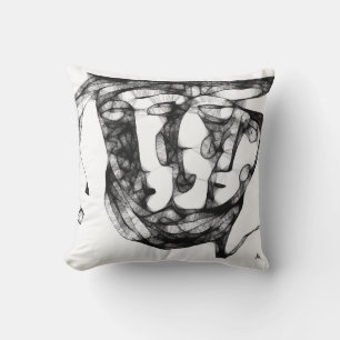 blending features cushion