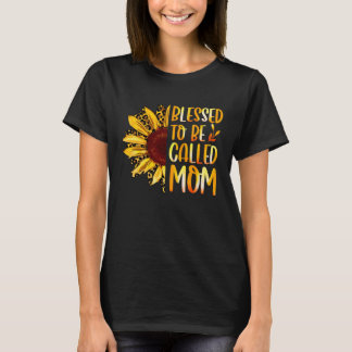 Blessed To Be Called Mom Cute Sunflower Women Moth T-Shirt