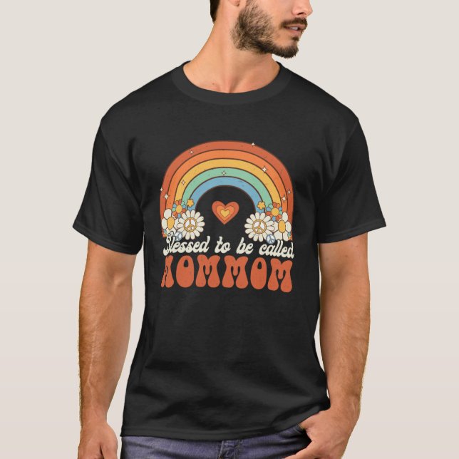 Blessed To Be Called Mommom Groovy Rainbow Mothers T-Shirt (Front)