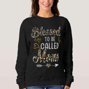 Blessed To Be Called Momo Cute Leopard Hearts Sweatshirt