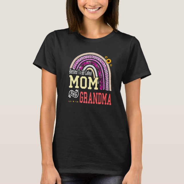 Blessed to be called Mum And Grandma Mothers Day R T-Shirt (Front)