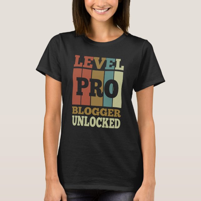 Blogger Pro Unlocked Vintage Style Unique T-Shirt (Front)