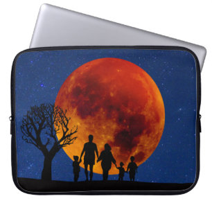 Blood Moon Lunar Eclipse Family Laptop Sleeve