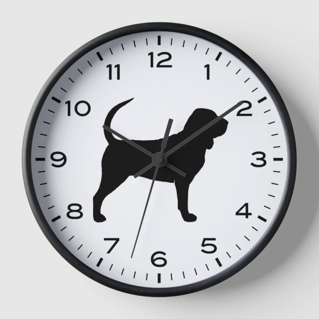 Bloodhound Silhouette with Numbers and Minutes Clock (Front)