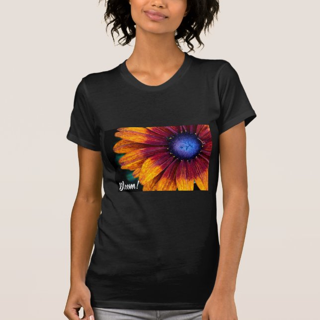 Bloom ! T-shirt with floral design (Front)