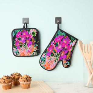 Blooming Abstract Magenta and Orange Flower Oven Mitt & Pot Holder Set