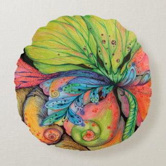 Blooming love round pillow