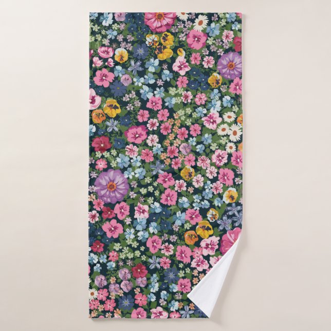 Blooming midsummer meadow seamless pattern. Plant  Bath Towel (Bath Towel)