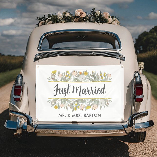 Blooms Just Married Car Banner (Creator Uploaded)