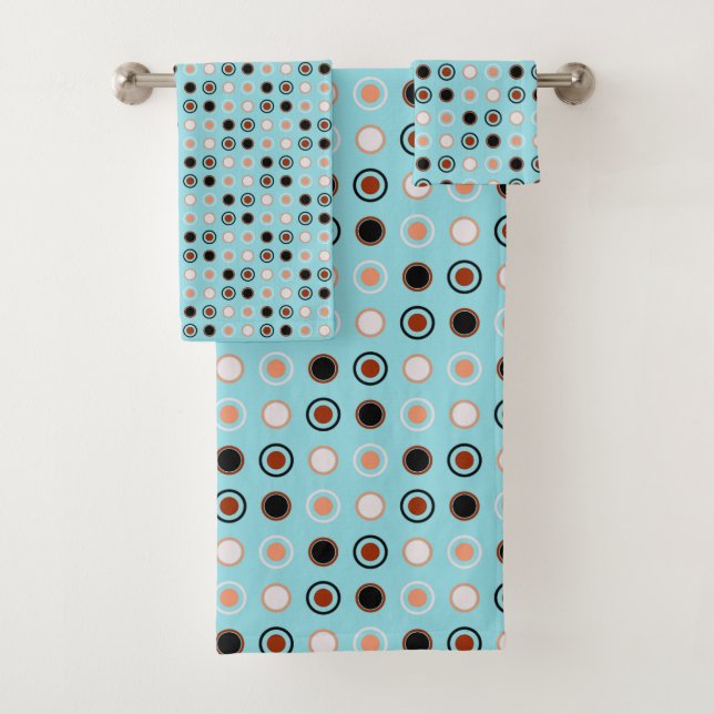Blue and orange dots 4 bath towel set (Insitu)