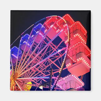 Blue and red Ferris wheel Magnet