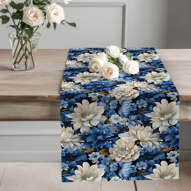 Blue and White Floral Dining Table Runner (Blue and White Floral Dining Table Runner)