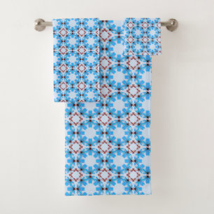 Blue and white geometric patterned bath towel set