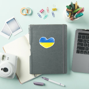 Blue and yellow heart, Ukrainian flag colours