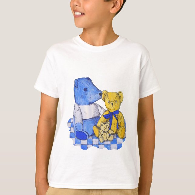 blue check picnic cloth and teddies T-Shirt (Front)