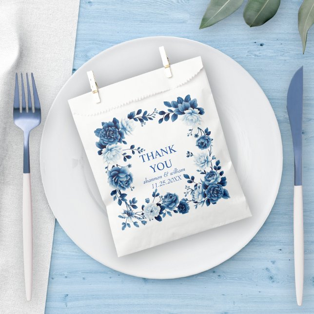 Blue Chinoiserie floral frame wedding Thank You Favour Bag (Creator Uploaded)