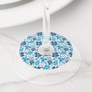 Blue Clover Shamrock Pattern St. Patrick`s Day Wine Glass Tag