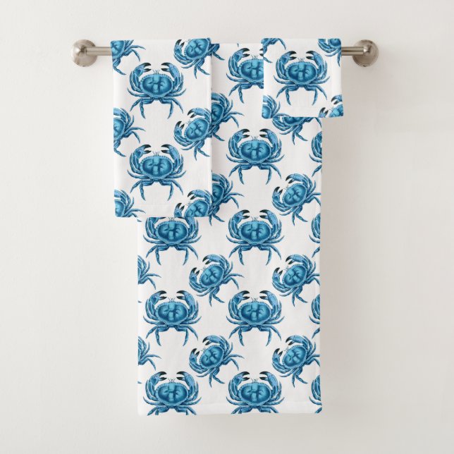 Blue Crabs Classic Coastal Pattern Bath Towel Set (Insitu)