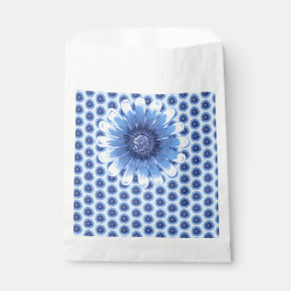 Blue Daisy Favour Bags