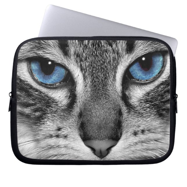 Blue Eyed Cat Laptop Sleeve (Front)