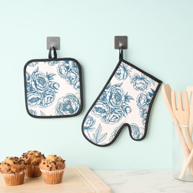 Blue Floral Peony Oven Mitt & Pot Holder Set (Insitu(Hanging))