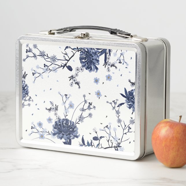 Blue flowers metal lunch box (In Situ)