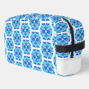 Blue Flowers, Pattern Of Flowers, Floral Pattern Dopp Kit
