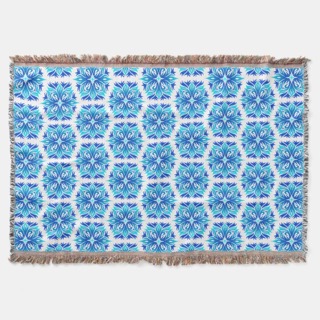 Blue Flowers, Pattern Of Flowers, Floral Pattern Throw Blanket (Front)