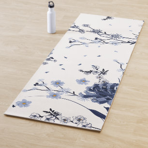 Blue flowers yoga mat