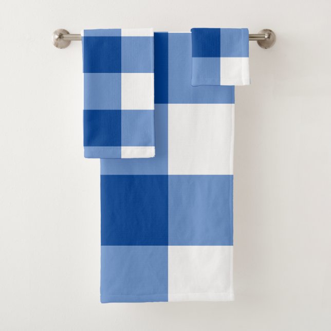 Blue gingham pattern bath towel set (Insitu)