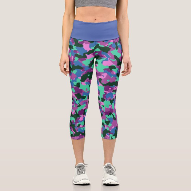 Blue Green Camo Capri Leggings, Stylish Camouflage Leggings (Front)