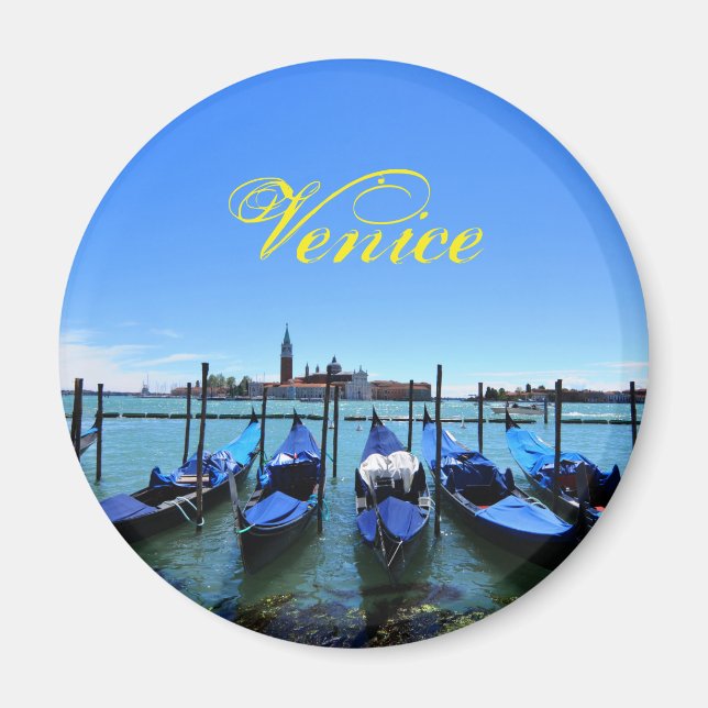Blue lagoon in Venice, Italy Magnet (Front)
