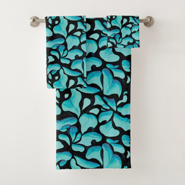 Blue Leaf Repeating Pattern Bath Towel Set (Insitu)