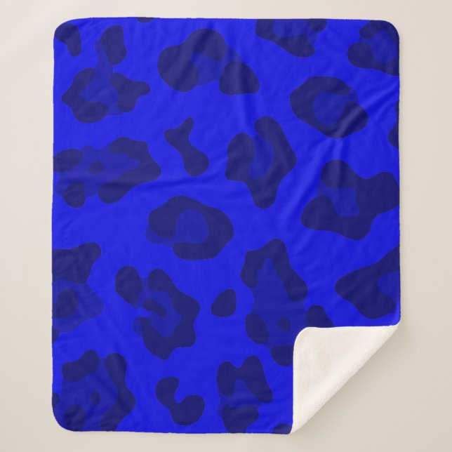 blue leopard print sherpa blanket (Front)