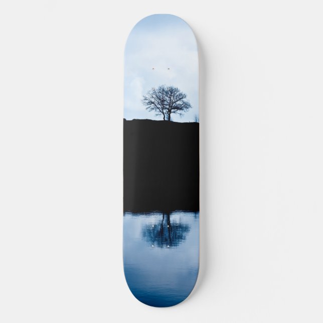 Blue mirror skateboard (Front)