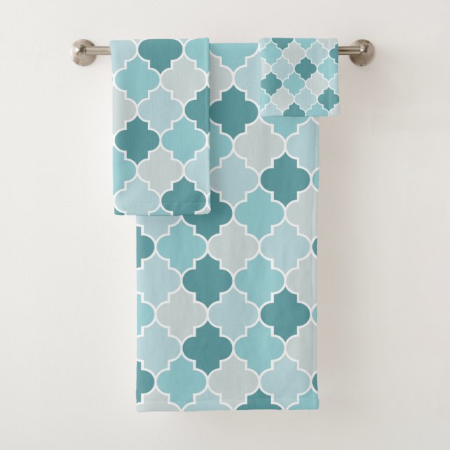 Blue Moroccan Trellis, Latticework, Quatrefoil Bath Towel Set (Insitu)