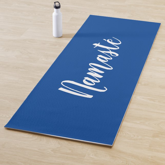 Blue Namasté yoga mat for aerobics and stretching (In Situ)