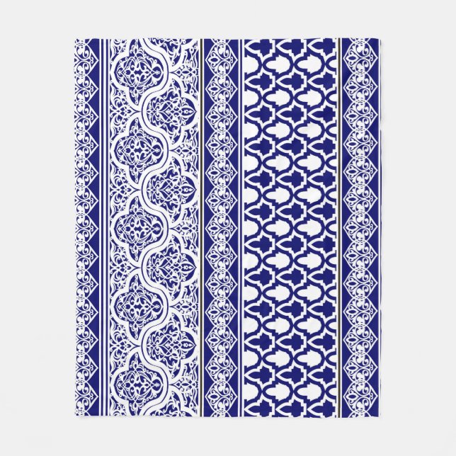 Blue Oriental Elegance: Filigree Patchwork Set Fleece Blanket (Front)