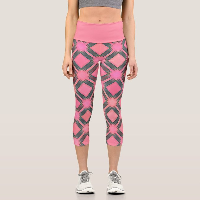 Blue Pink Diamond Geometric Stylish Pattern Capri Leggings (Front)