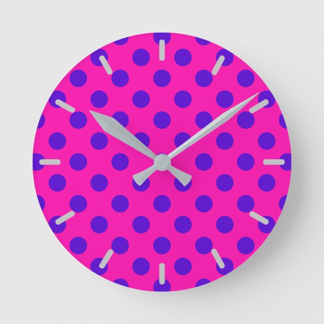 Blue polka dots on fuchsia round clock (Front)