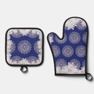 Blue rosace & snowflake oven mitt & pot holder set
