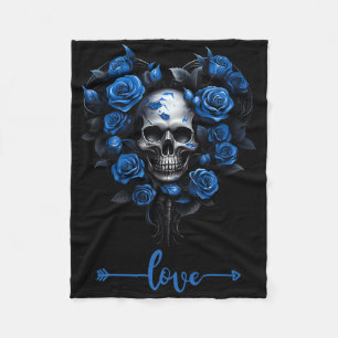 Blue Roses Skull For Valentine´s Love Rock For Men Fleece Blanket