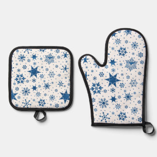 Blue Snowflake Pattern Oven Mitt & Pot Holder Set