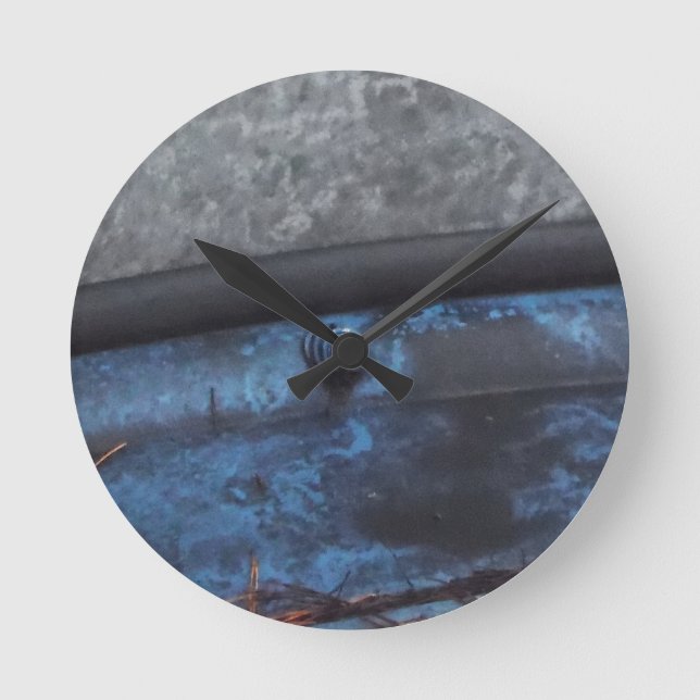 Blue Truck fosted window Round Clock (Front)